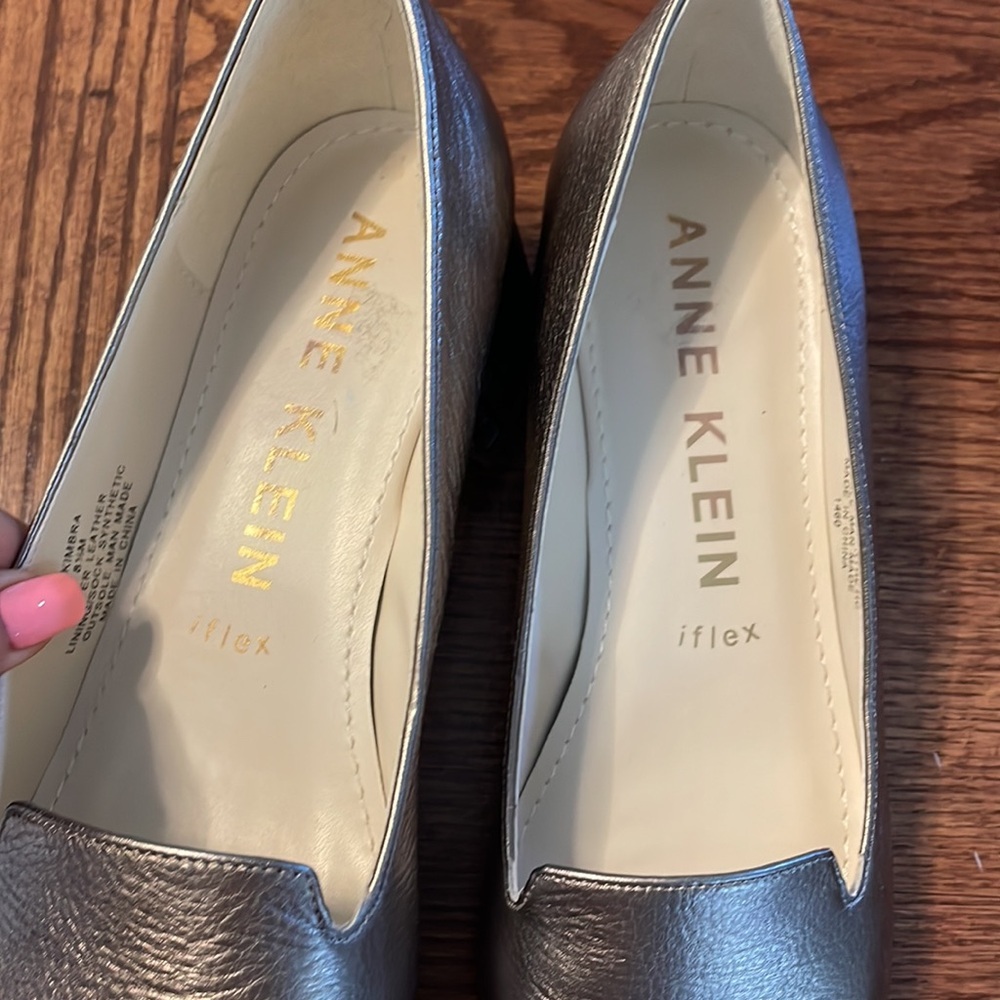 Anne Klein FLEX metallic AKKIMBRE low heel pump genuine leather snake heel 8.5M - Picture 5 of 15